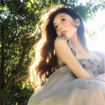 女孩舞步